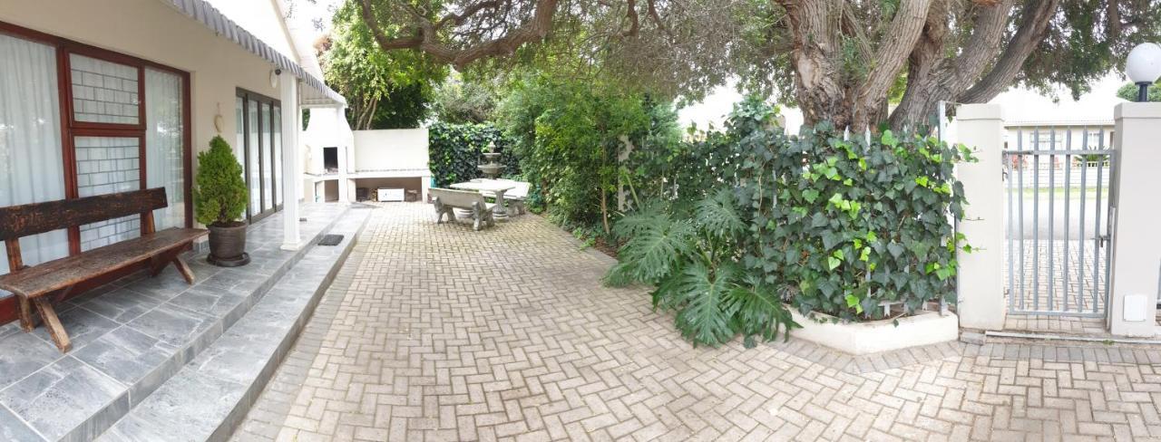 Metime Guesthouse & Self Catering Hartenbos Exterior photo