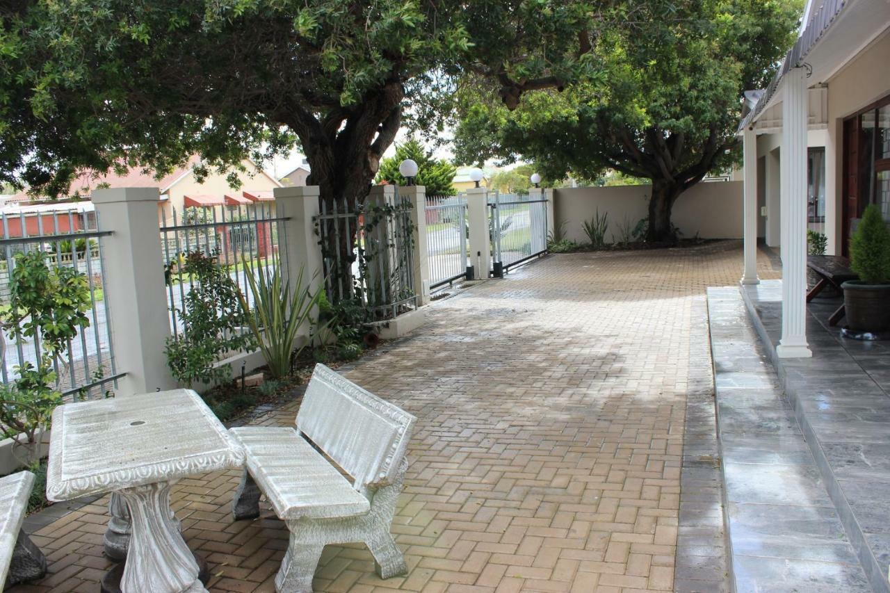 Metime Guesthouse & Self Catering Hartenbos Exterior photo